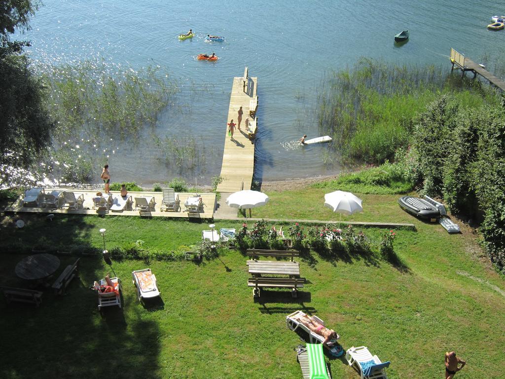 Seehaus Karantanien Am Ossiacher See Exterior photo
