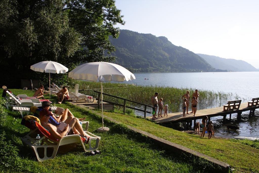 Seehaus Karantanien Am Ossiacher See Exterior photo