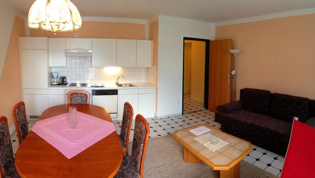 Seehaus Karantanien Am Ossiacher See Room photo